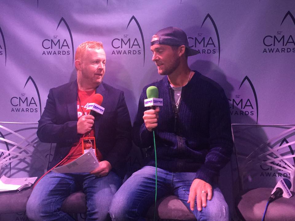 FROGGY Welcomes Brett Young at Stage AE